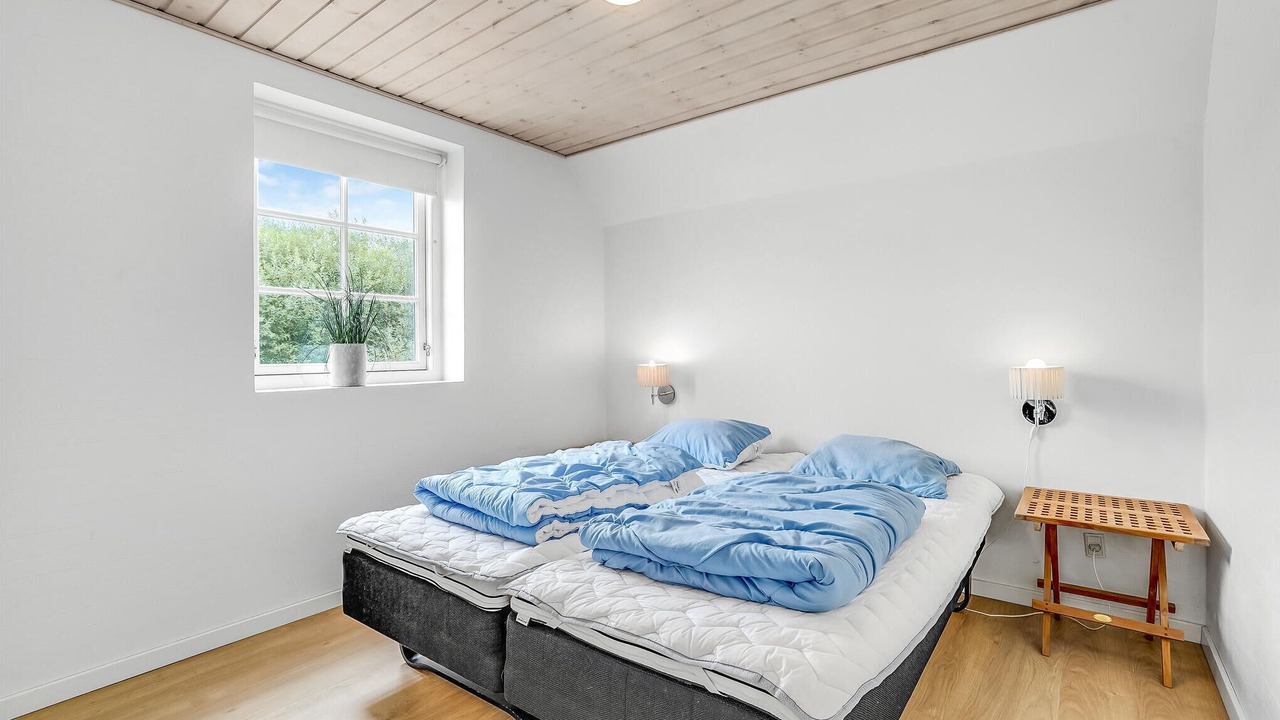 Photo of Others in Øby