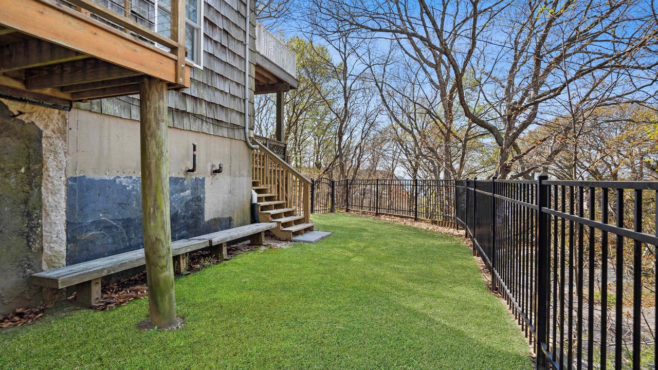 Photo of Others in Baiting Hollow