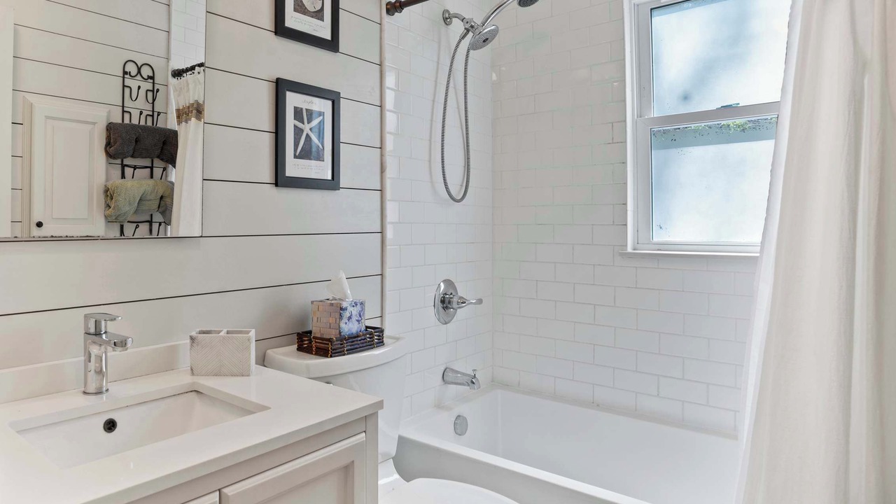 Photo of Bathroom in Baiting Hollow