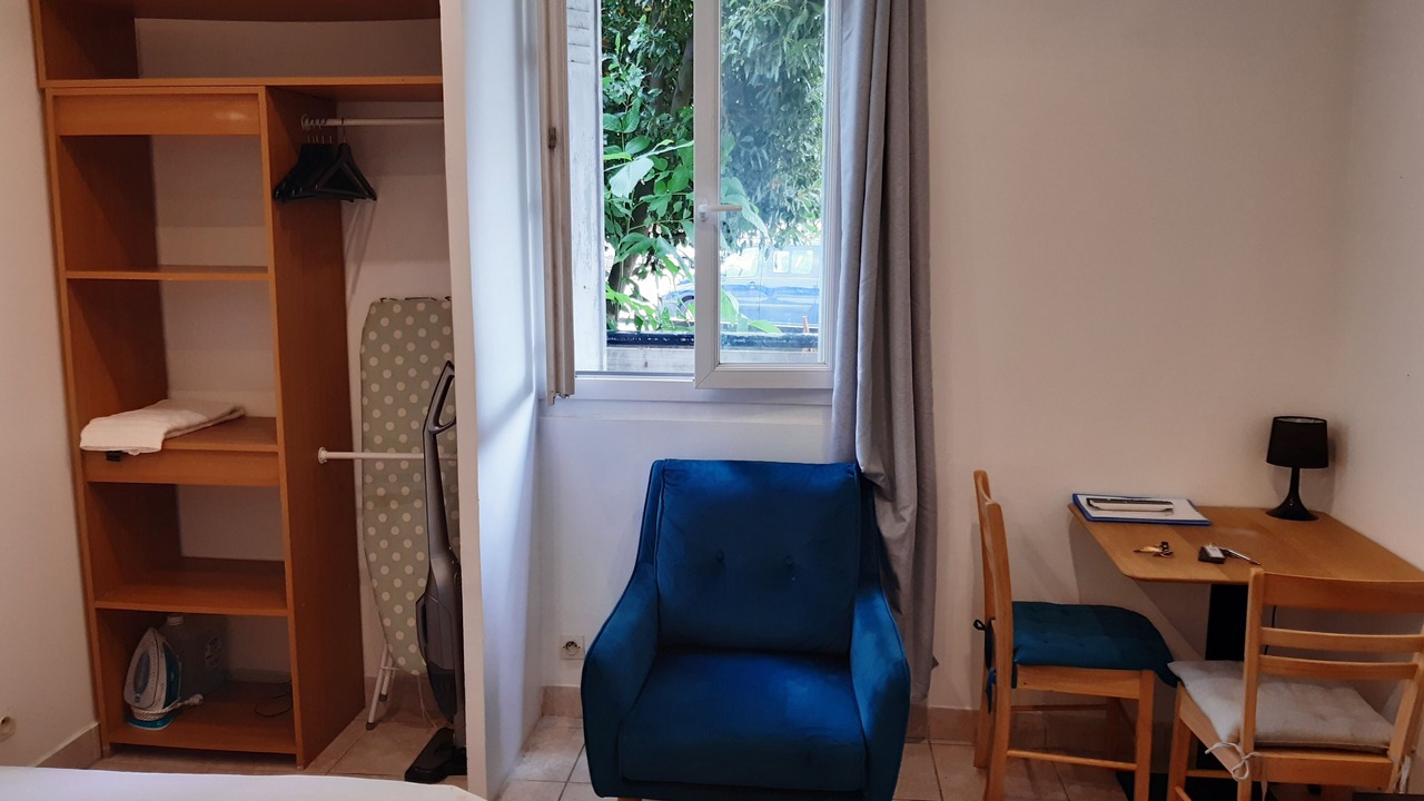 Photo of Bedroom in Clamart