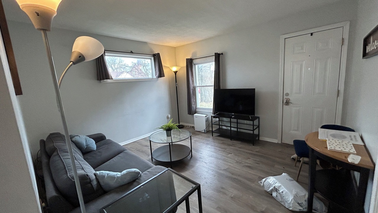 Photo of Livingroom in Hazel Park