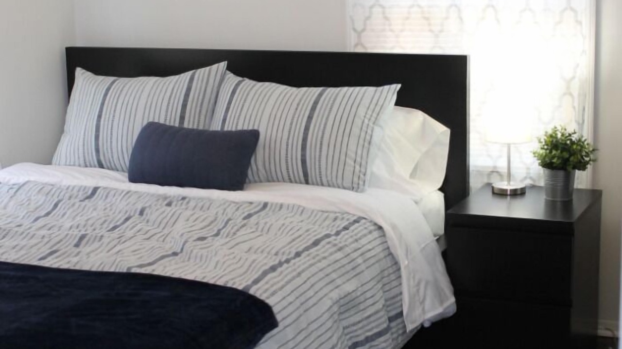 Photo of Bedroom in Hazel Park