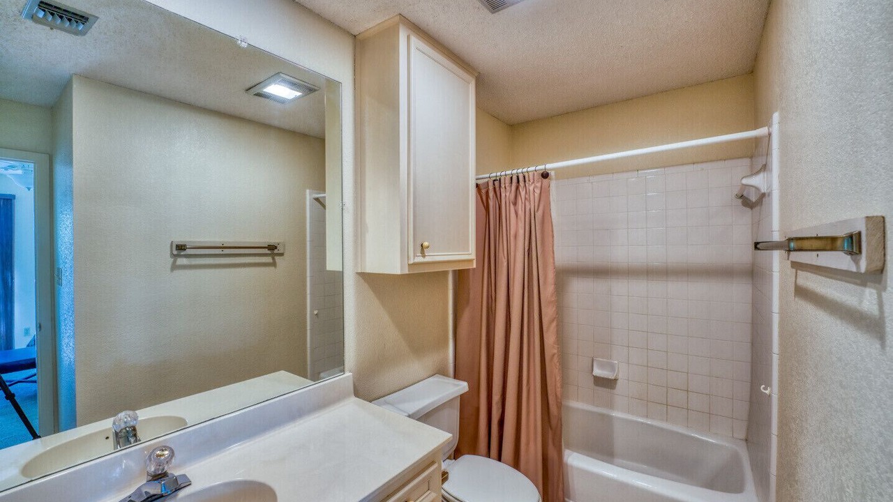 Photo of Bathroom in Horseshoe Bay