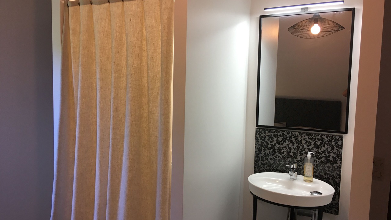 Photo of Bathroom in Pleugueneuc