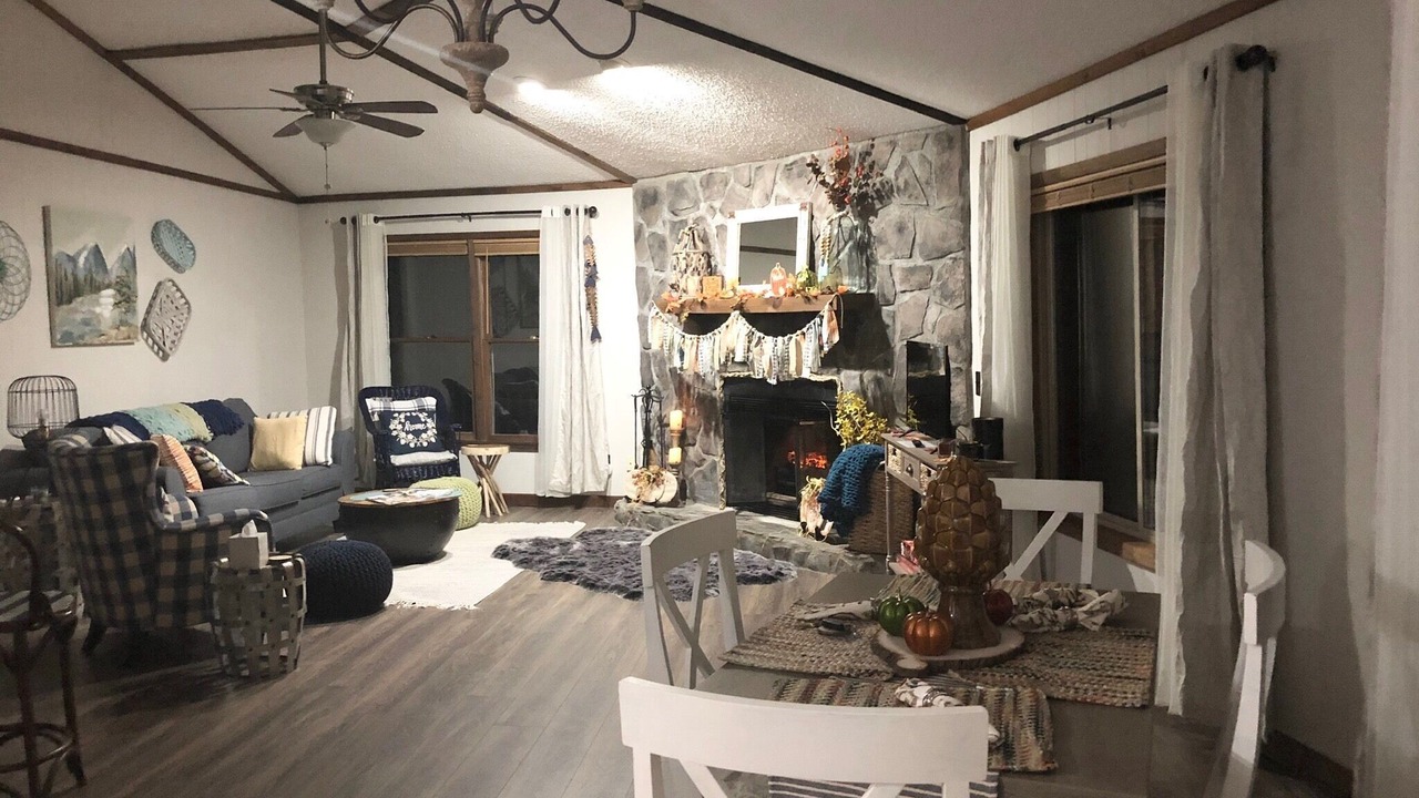 Photo of Livingroom in Sky Valley