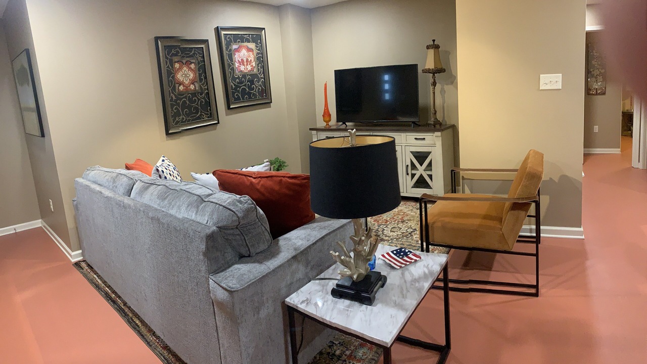 Photo of Livingroom in Capital View