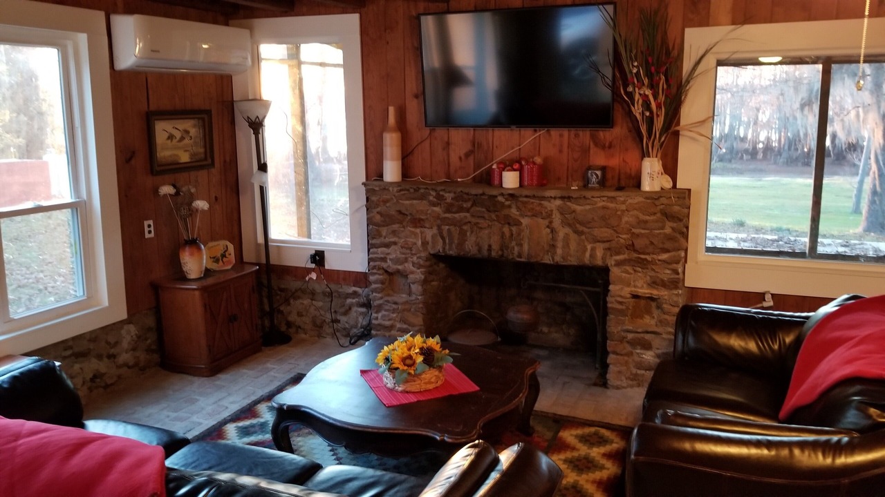 Photo of Livingroom in Taylor