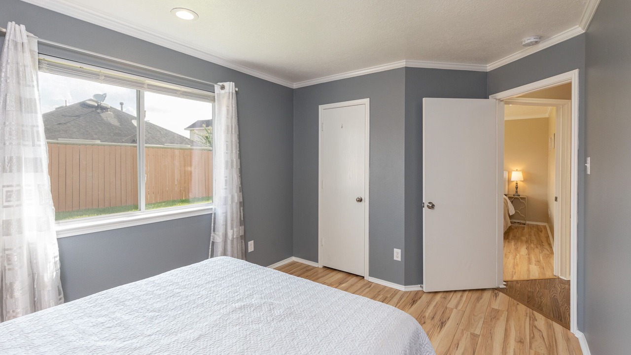Photo of Bedroom in FM 1960