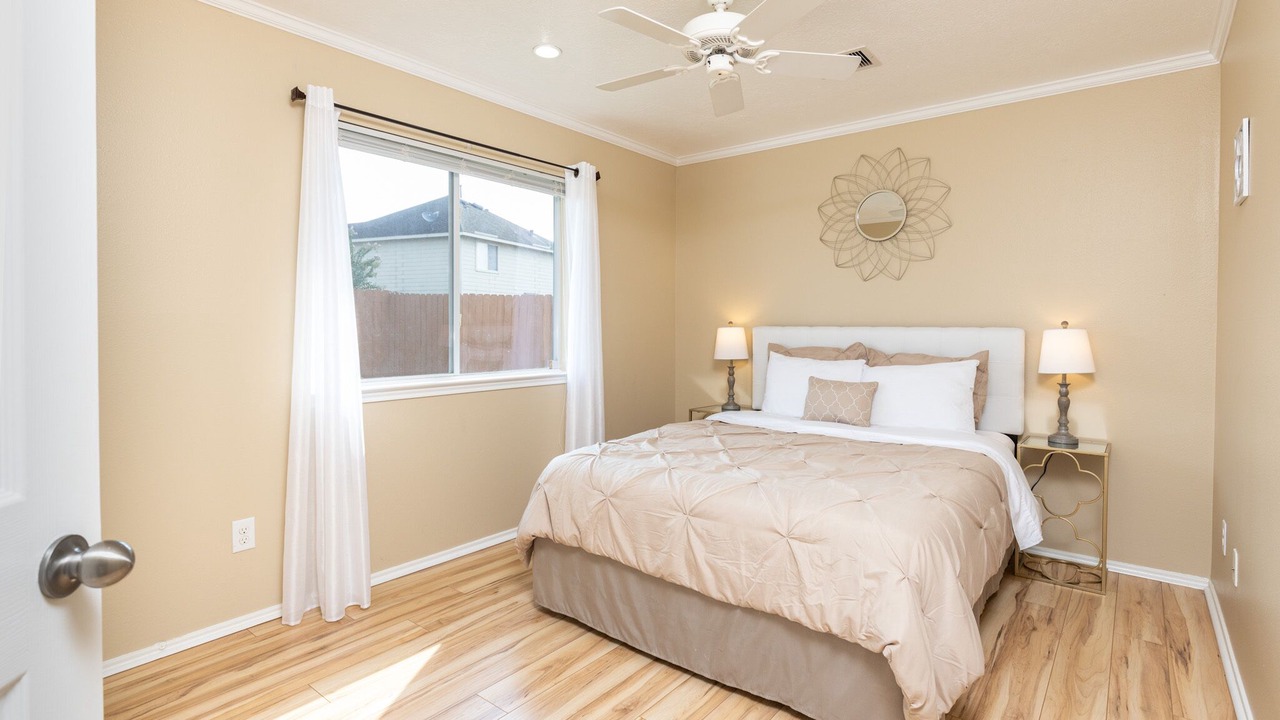 Photo of Bedroom in FM 1960