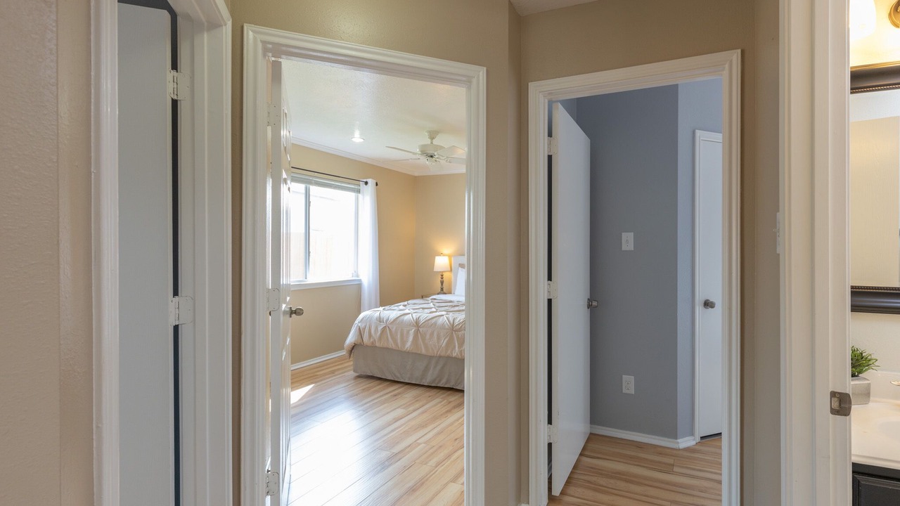 Photo of Bedroom in FM 1960