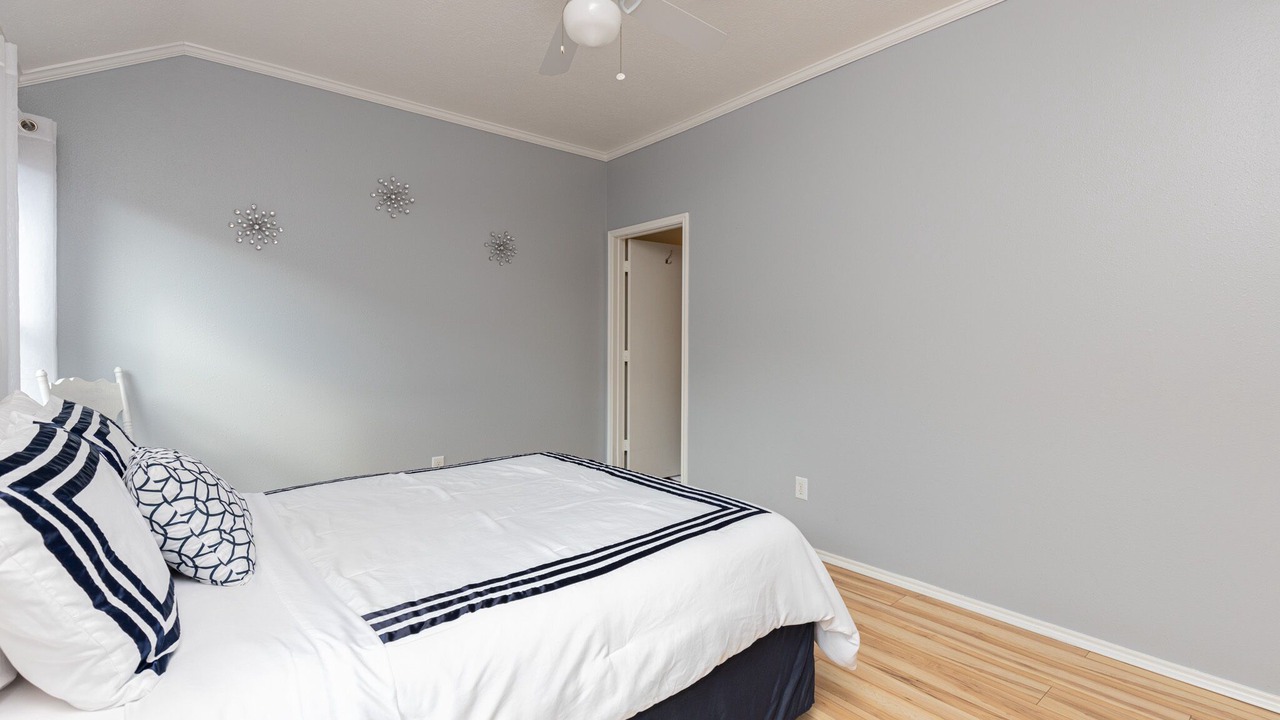 Photo of Bedroom in FM 1960
