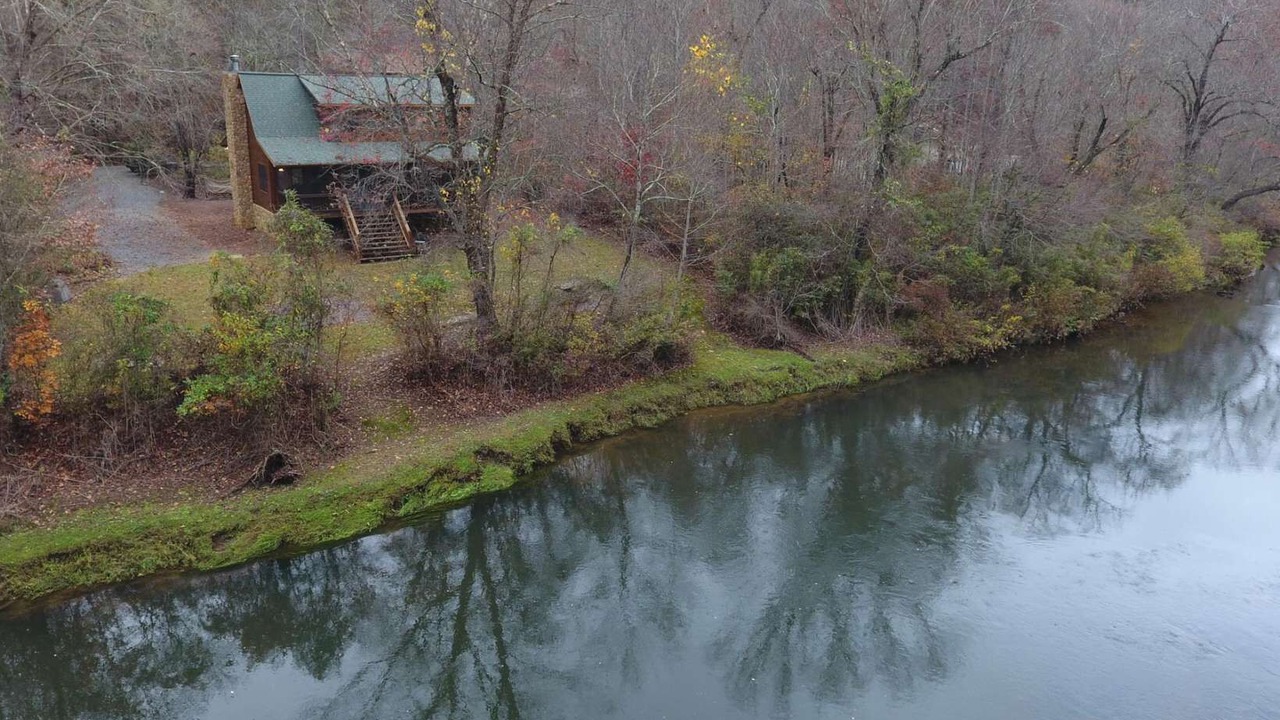 Photo of Outdoor in Mineral Bluff