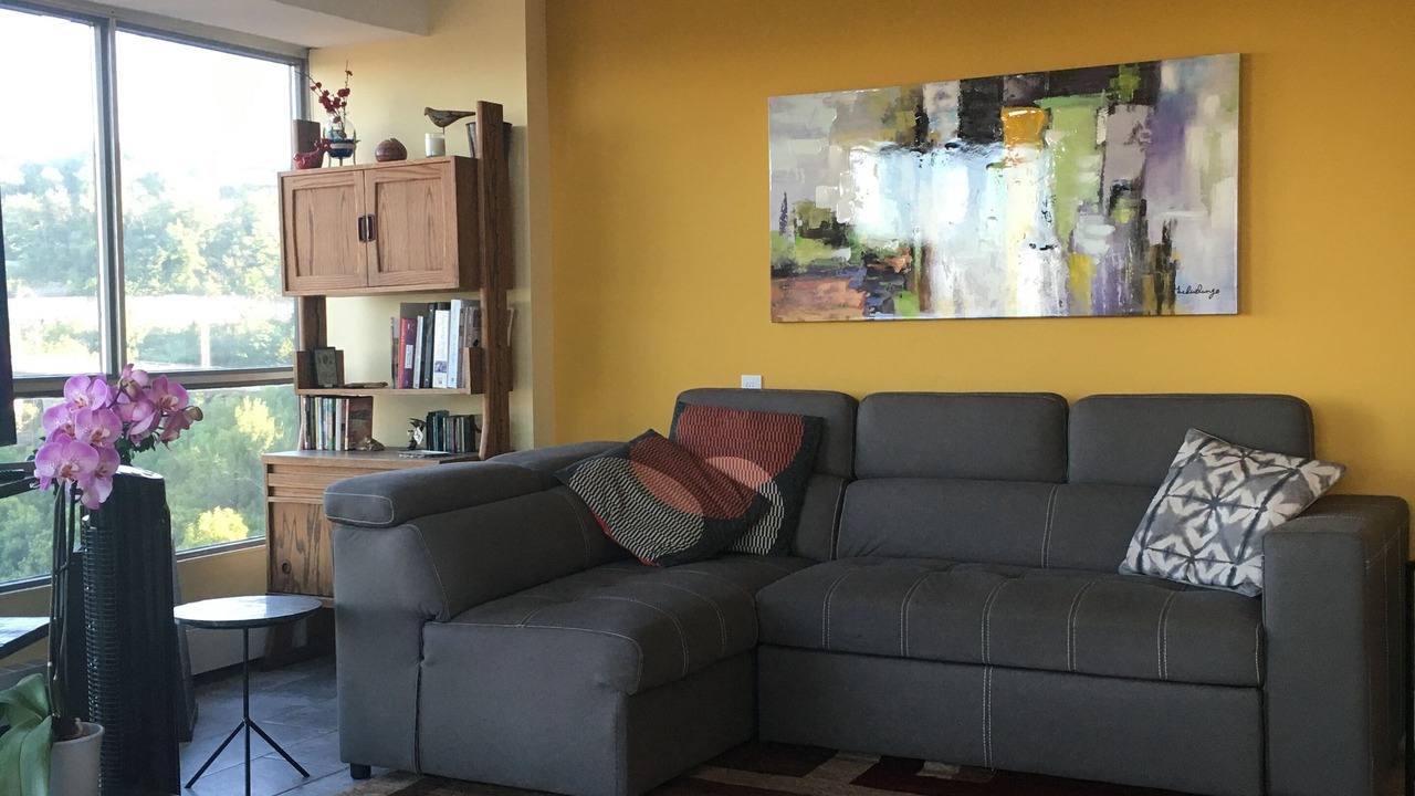 Photo of Livingroom in Hamilton