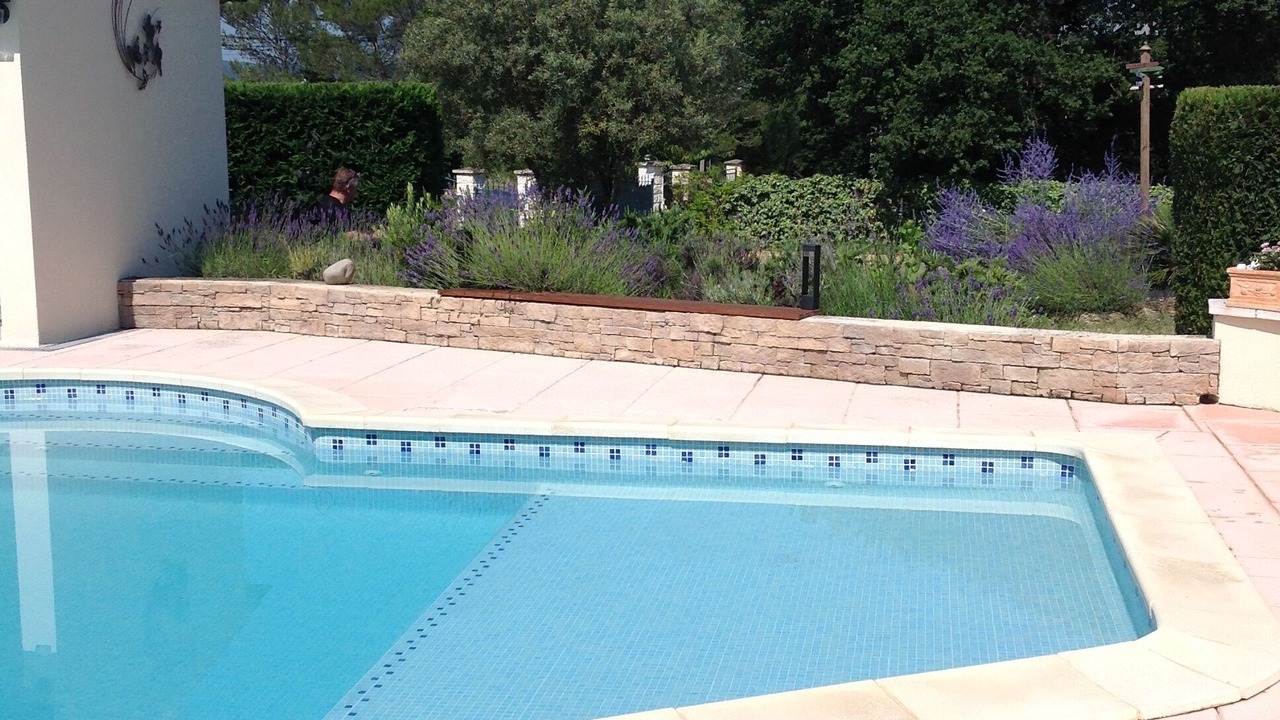Photo of Outdoor in Pont-Saint-Esprit