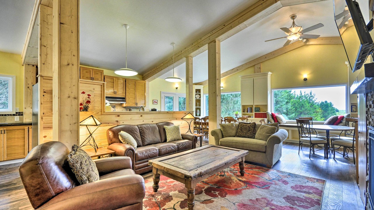 Photo of Livingroom in Long Beach