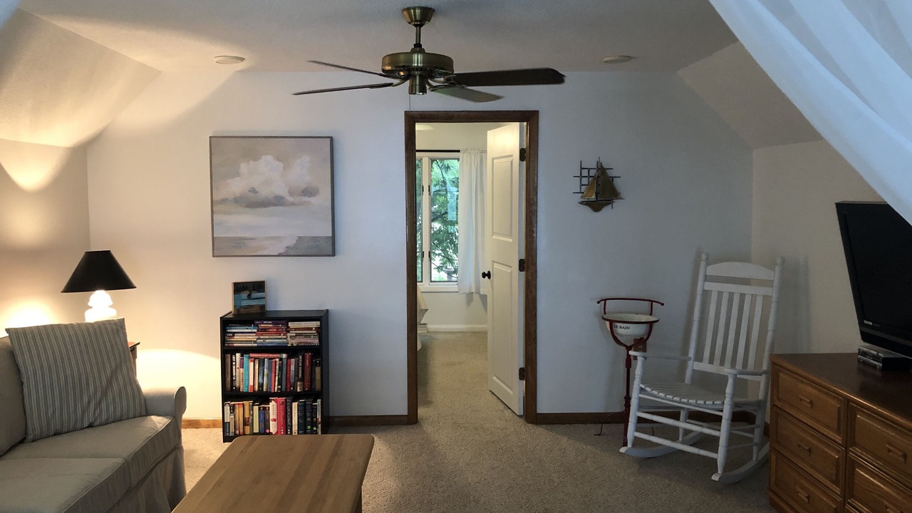 Photo of Livingroom in Seneca Falls