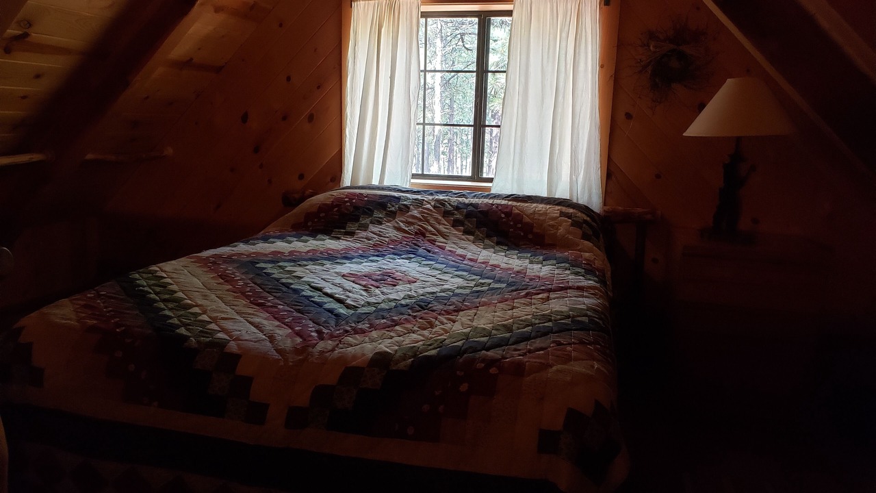 Photo of Bedroom in Alpine