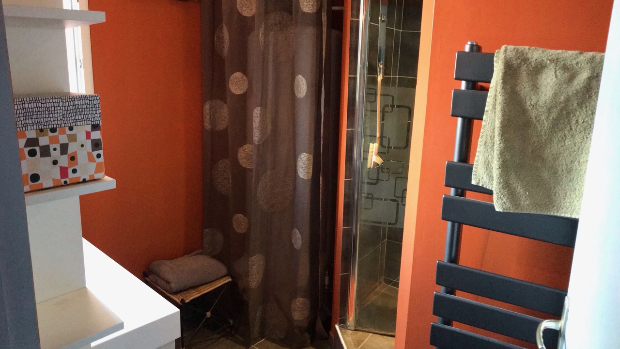 Photo of Bathroom in Orbeil