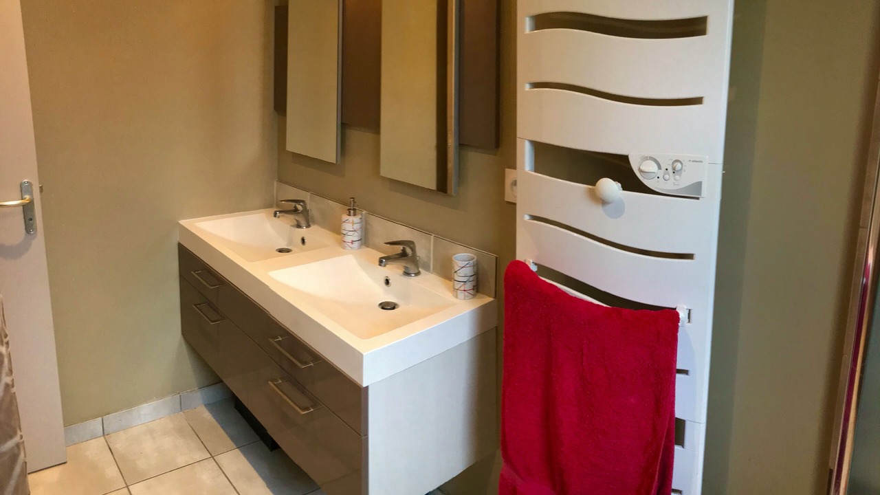 Photo of Bathroom in Orbeil