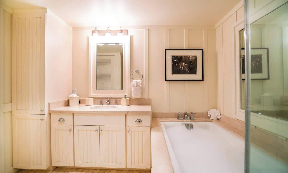 Photo of Bathroom in Kahuku