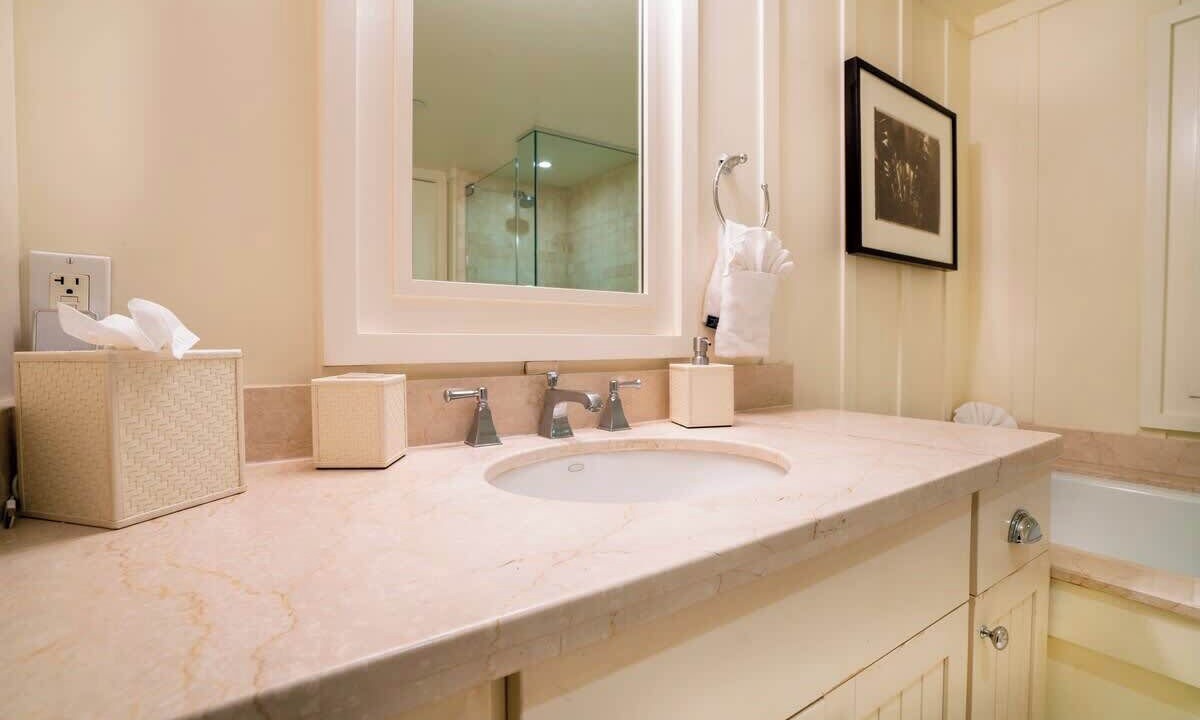 Photo of Bathroom in Kahuku