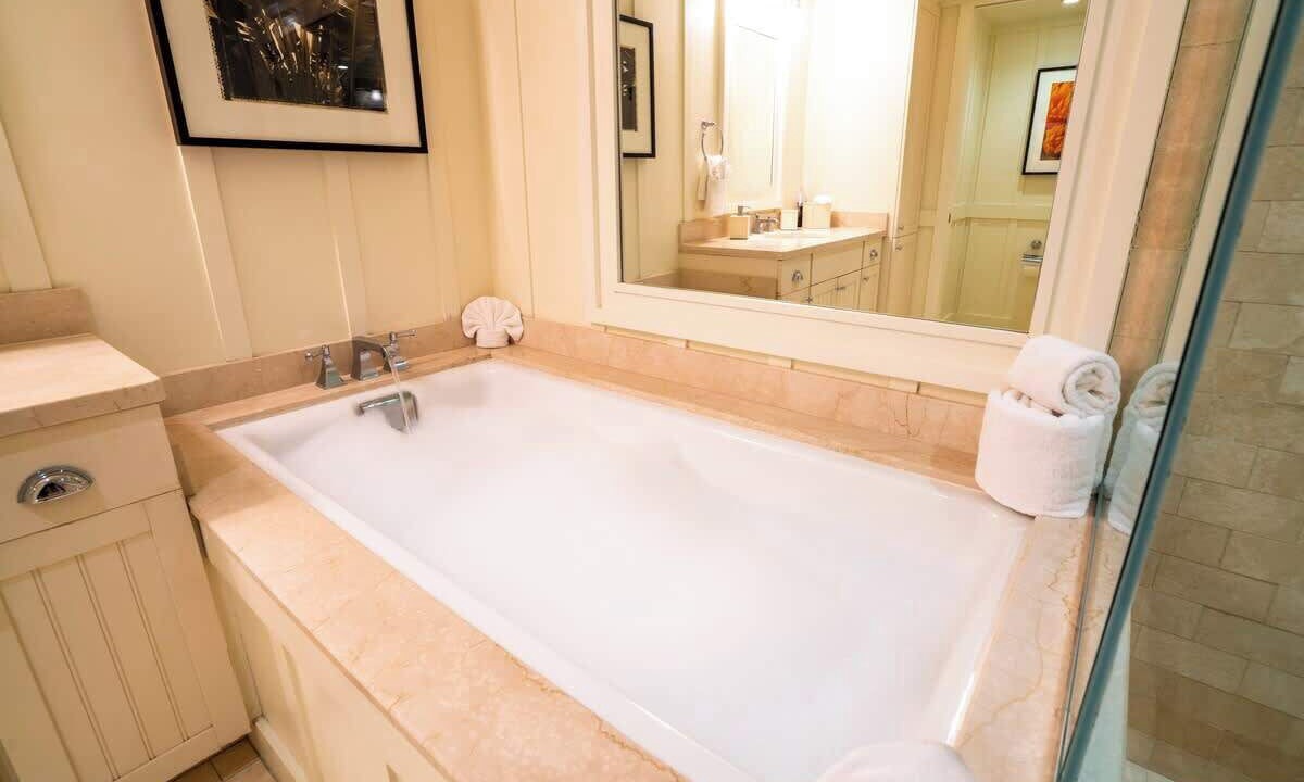 Photo of Bathroom in Kahuku