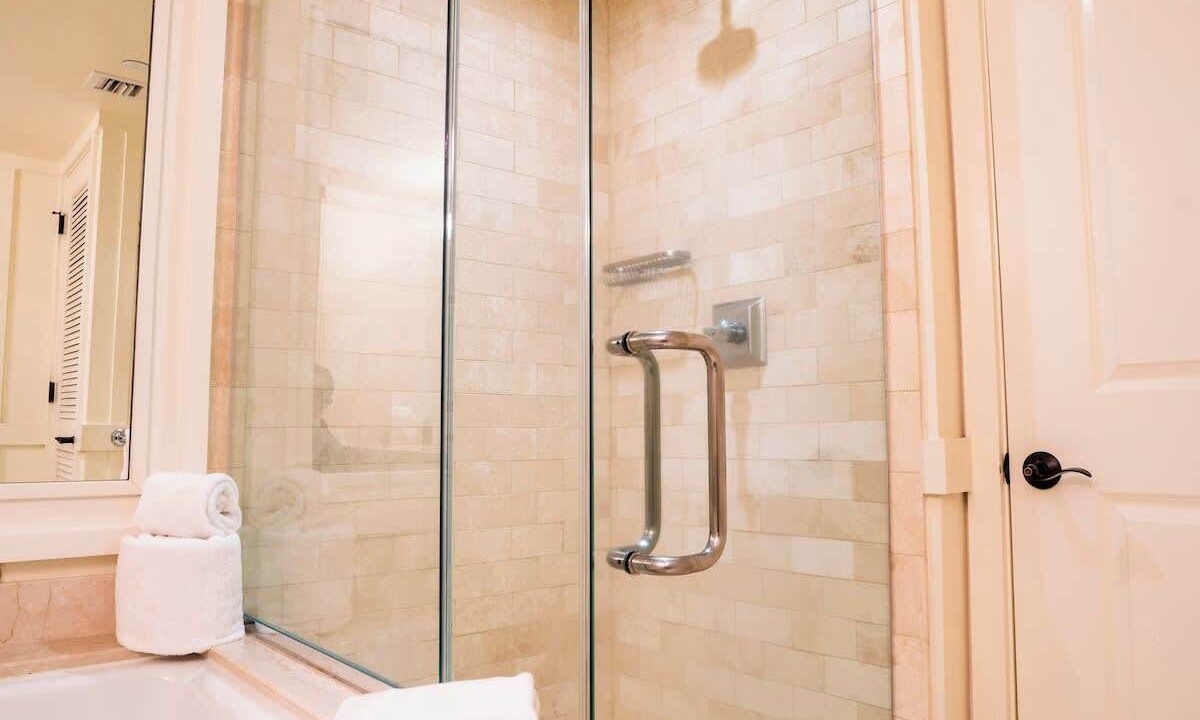 Photo of Bathroom in Kahuku