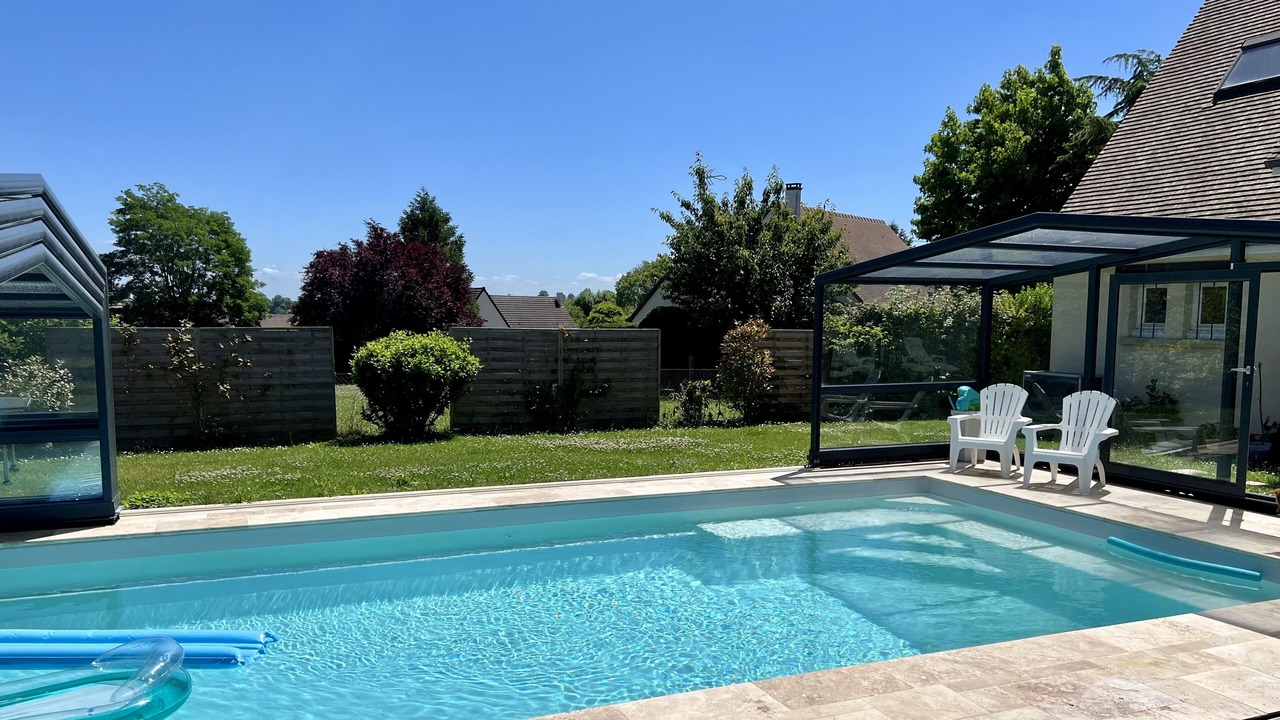 Photo of Outdoor in Petiville