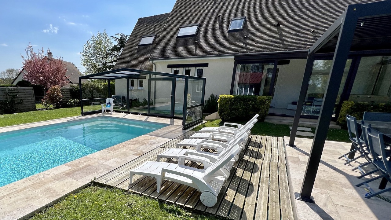 Photo of Outdoor in Petiville