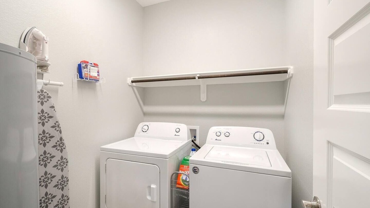 Photo of Bedroom in Crystal Beach
