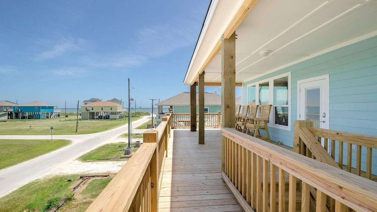 Photo of Others in Crystal Beach