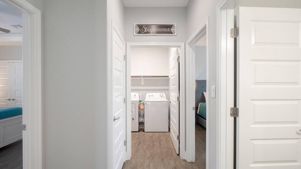 Photo of Bedroom in Crystal Beach