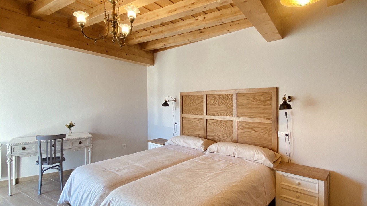 Photo of Bedroom in Suano