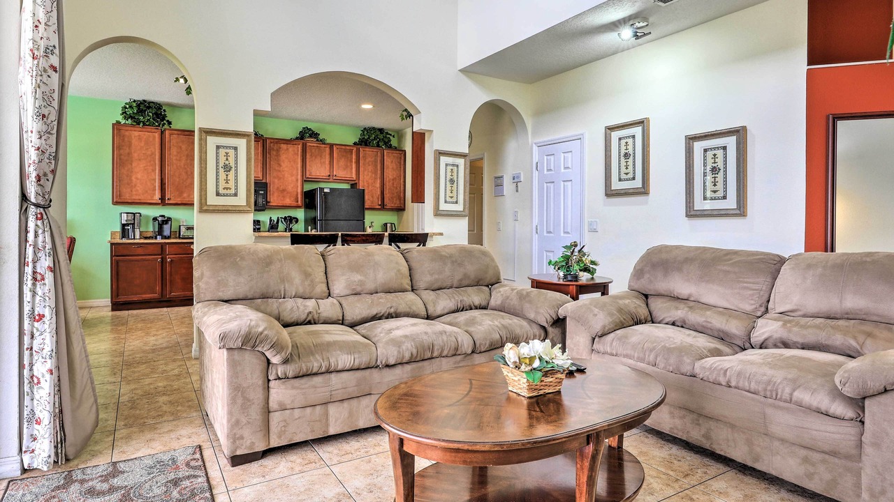 Photo of Livingroom in Crystal Cove