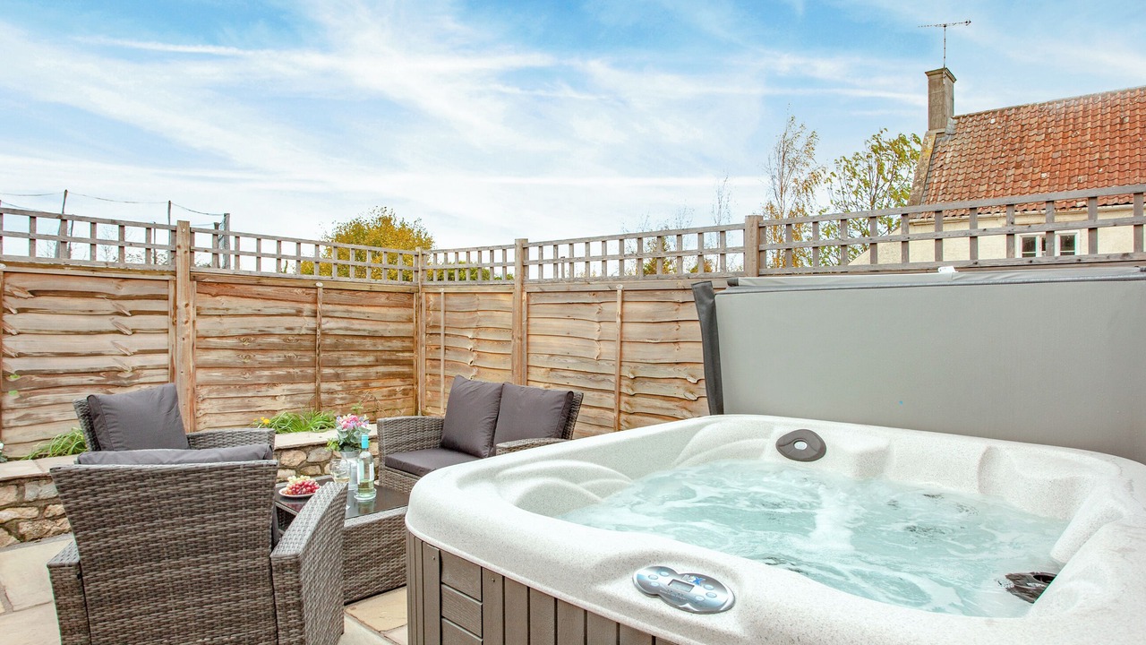 Photo of Others in Hewish