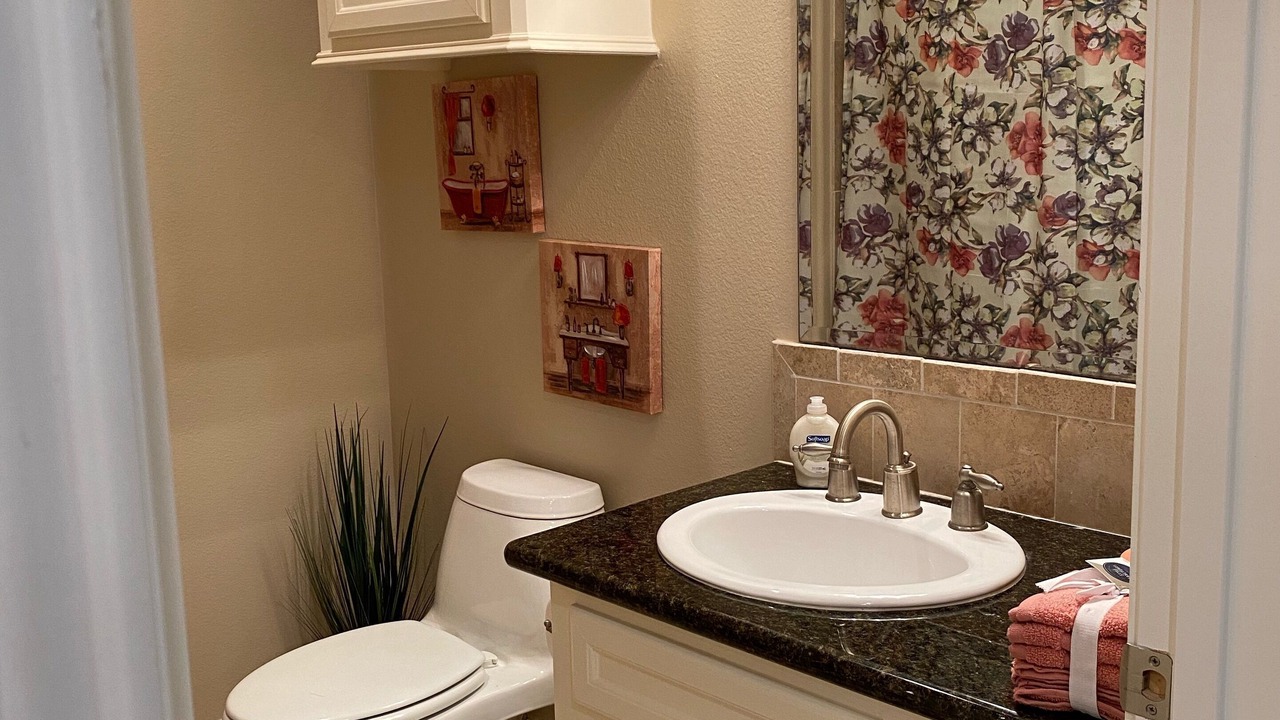 Photo of Bathroom in Seven Coves