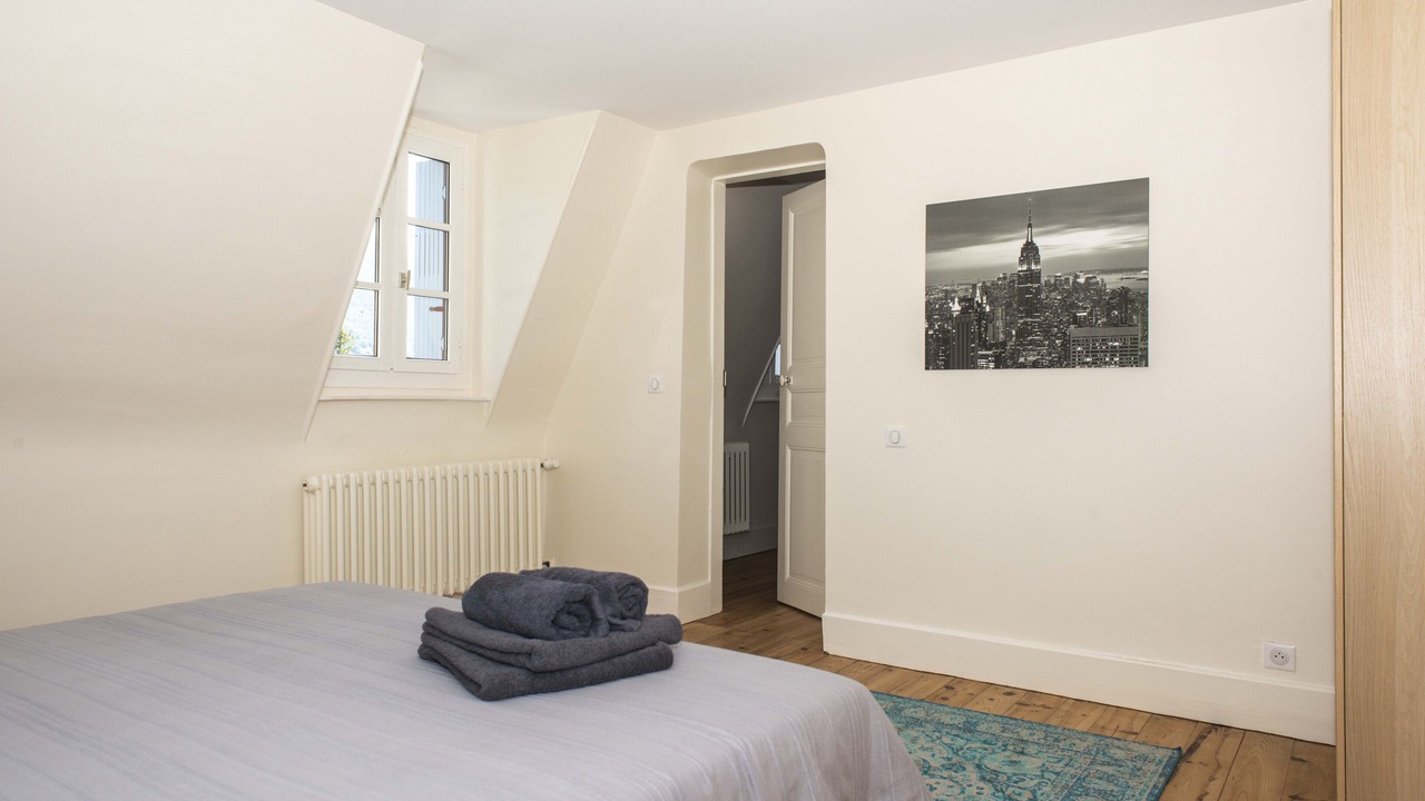 Photo of Bedroom in Bagneres-de-Luchon