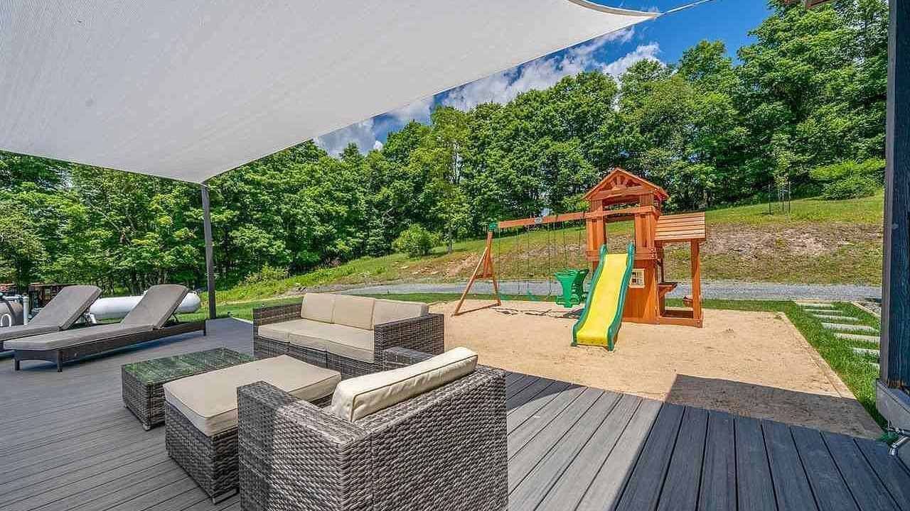 Photo of Outdoor in Parksville