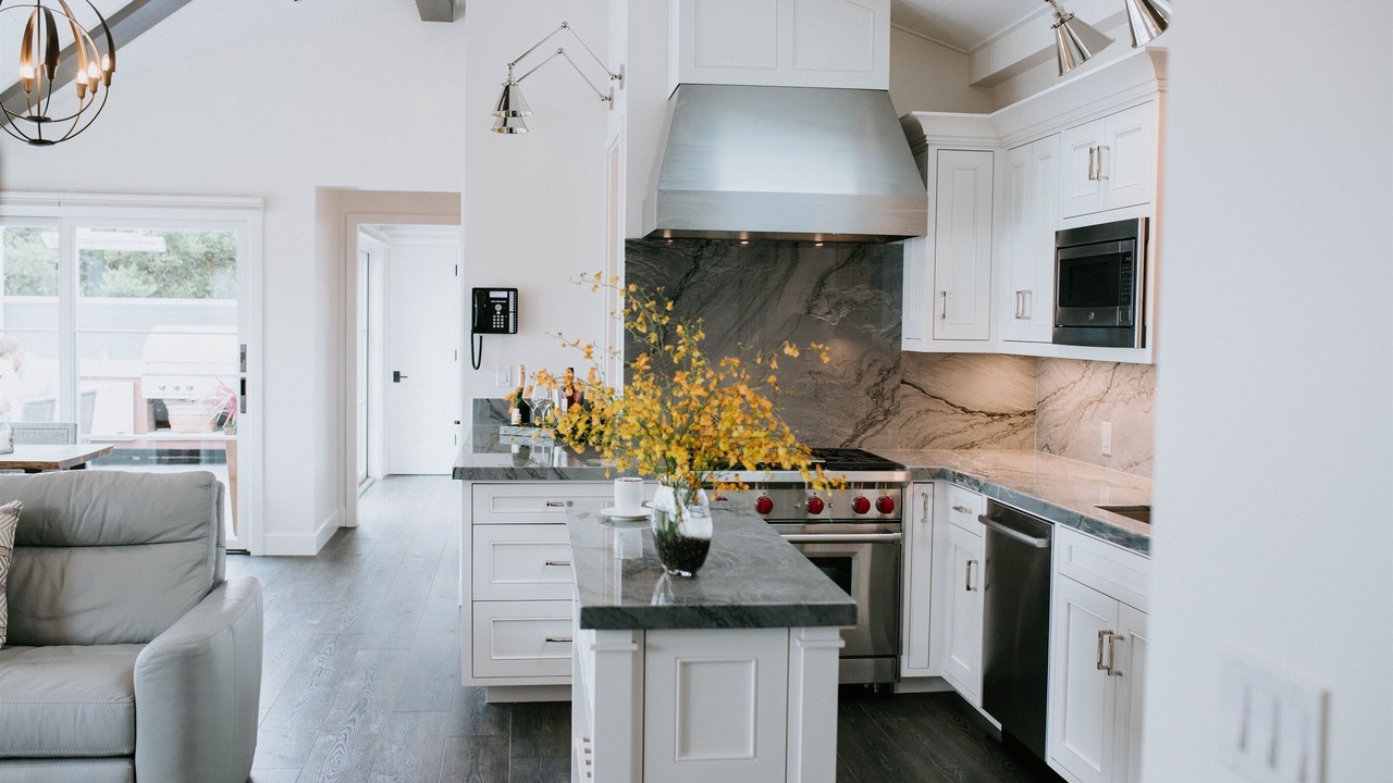 Photo of Others in Golden Rectangle