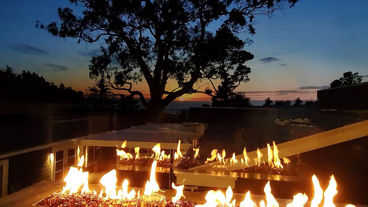 Photo of Others in Golden Rectangle