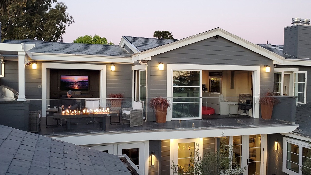 Photo of Others in Golden Rectangle