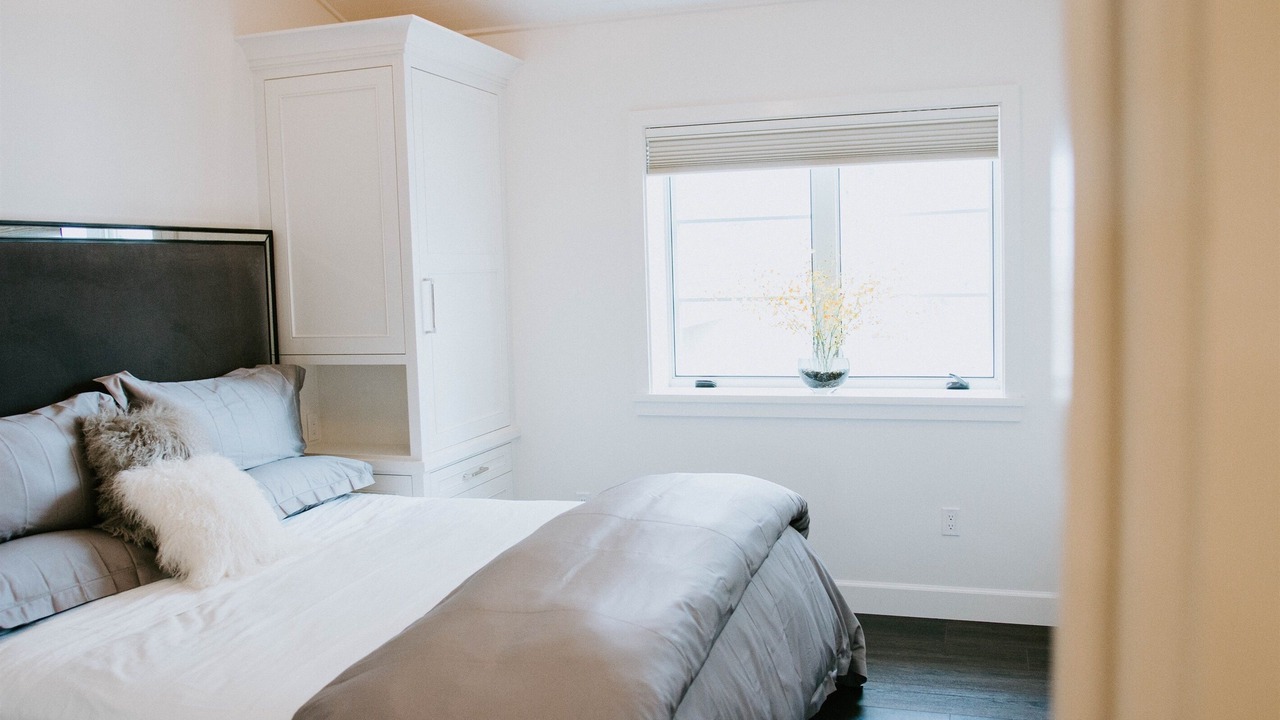 Photo of Others in Golden Rectangle