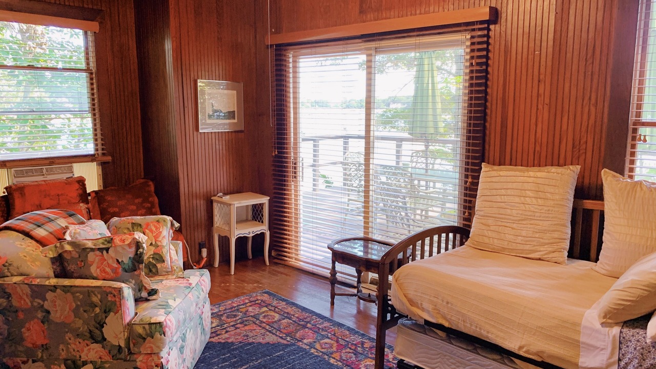 Photo of Bedroom in Mattituck