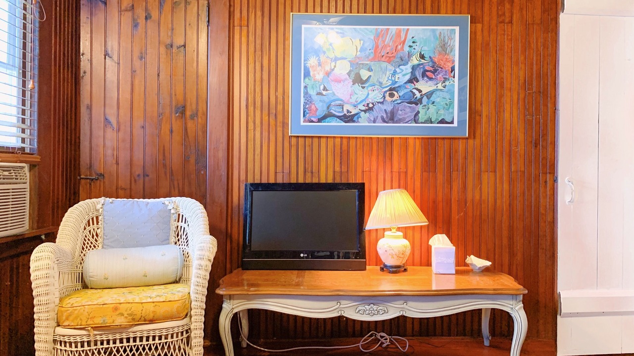 Photo of Livingroom in Mattituck