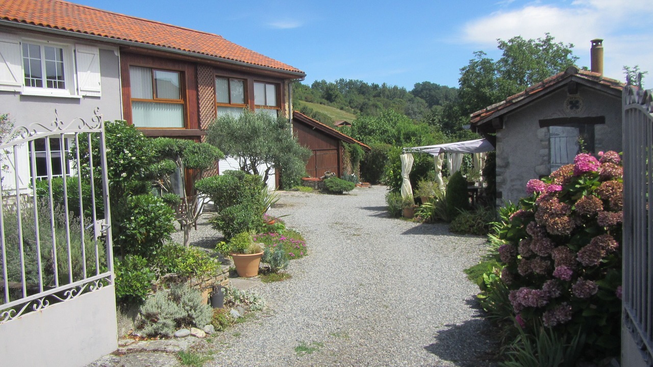 Photo of Outdoor in Villeneuve-de-Riviere