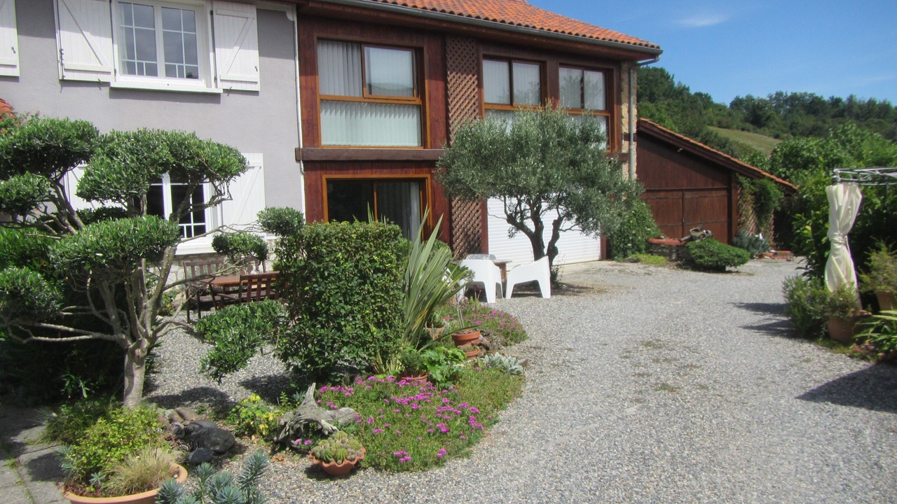 Photo of Outdoor in Villeneuve-de-Riviere