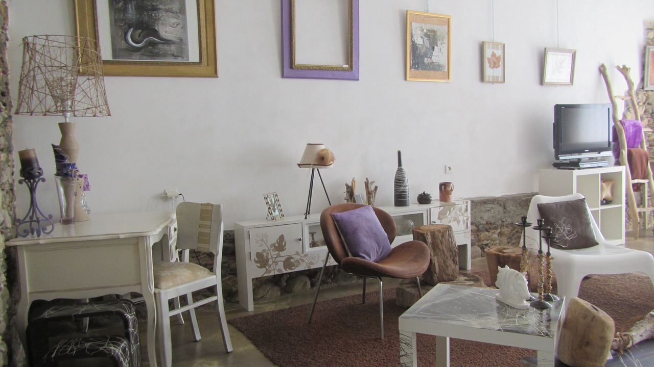 Photo of Others in Villeneuve-de-Riviere