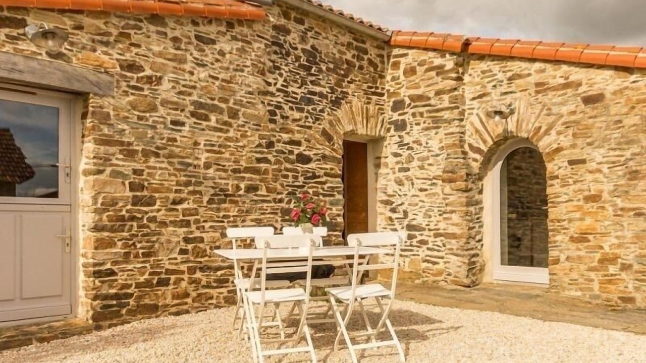 Photo of Outdoor in Le Cellier