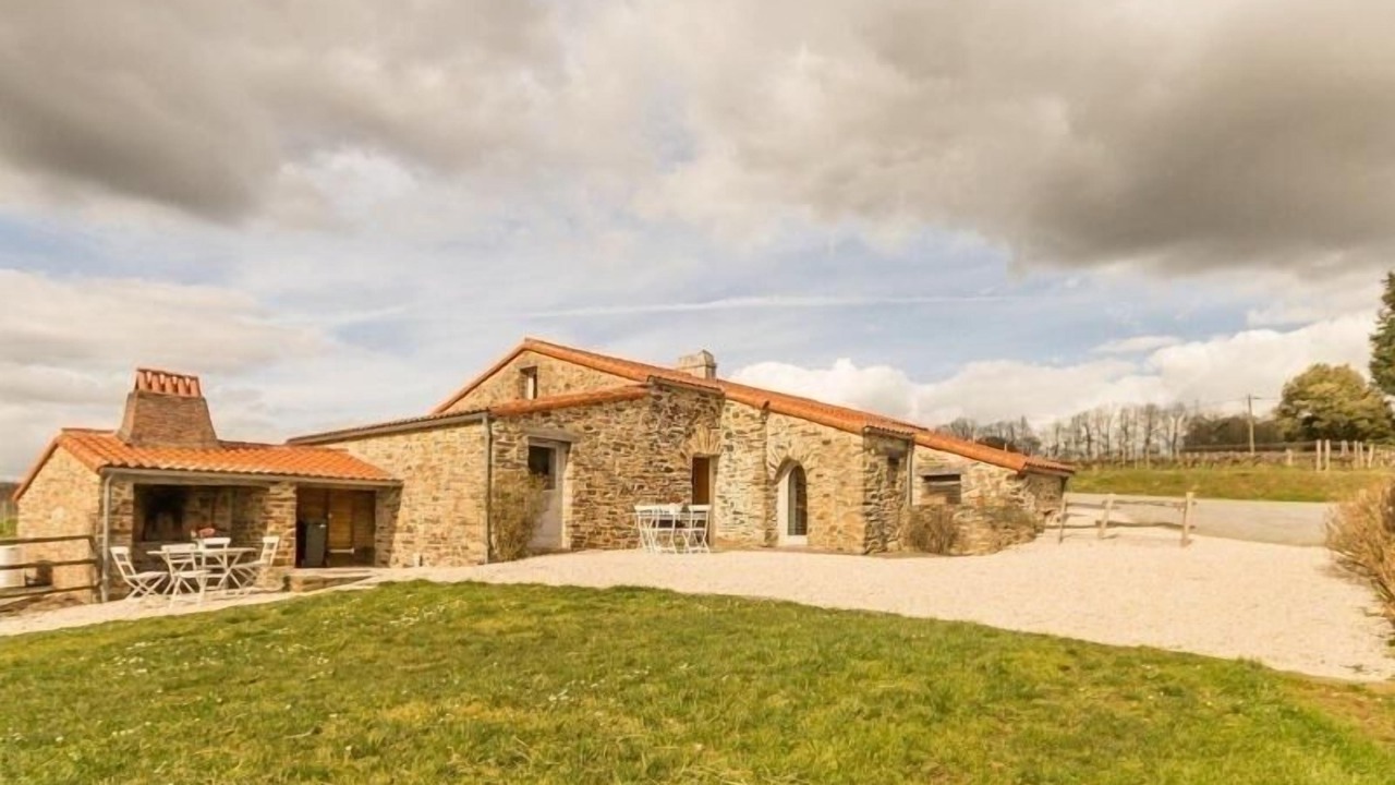 Photo of Outdoor in Le Cellier