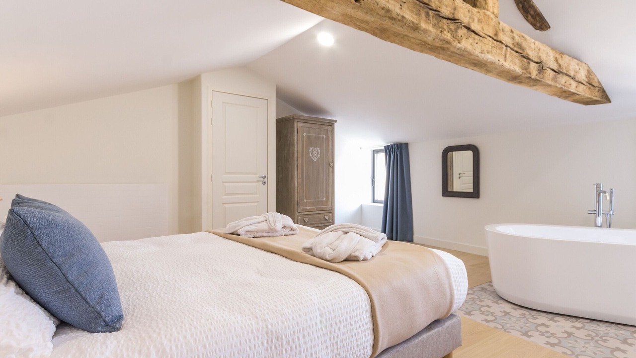 Photo of Bedroom in Chateau-Thebaud